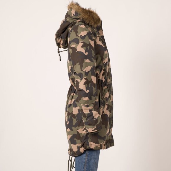 H&M Camouflage Hooded Parka with Faux Fur Trim - Picture 2 of 6